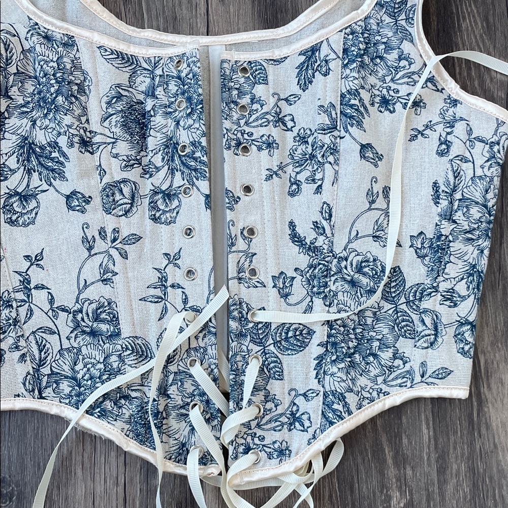 Blue and White Floral Corset Bodice Renaissance Faire Costume Size Medium - Picture 12 of 14